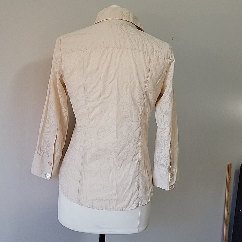 Cream and white Harve Benard button-up blouse with a touch of boho charm - Picture 2 of 6